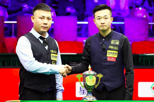 的表现也不 的表现也不